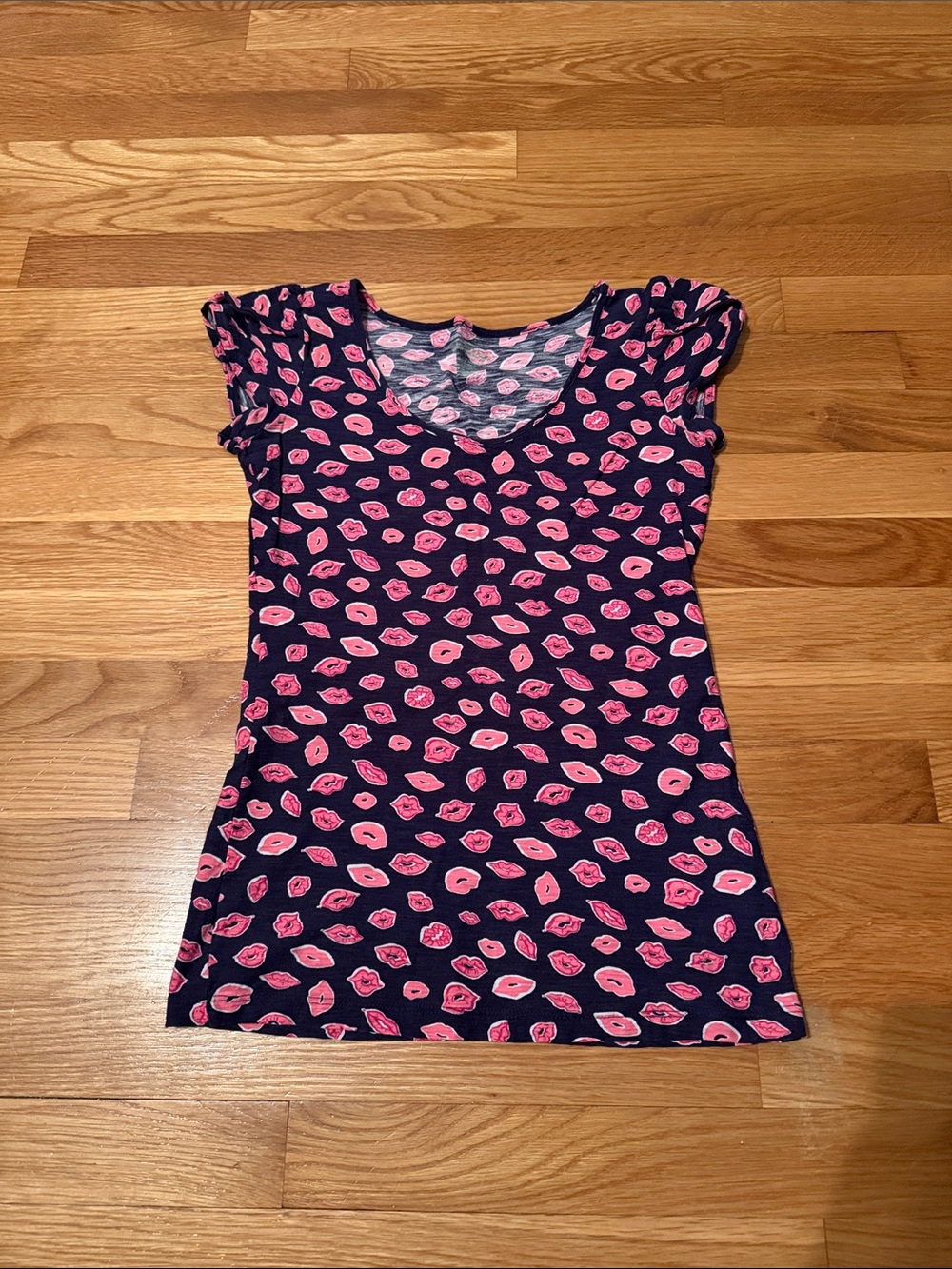 Lilly Pulitzer Navy Short-Sleeve Tee with bocce Lip Print